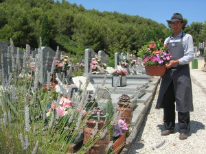 Livraison de fleurs dans les cimetières