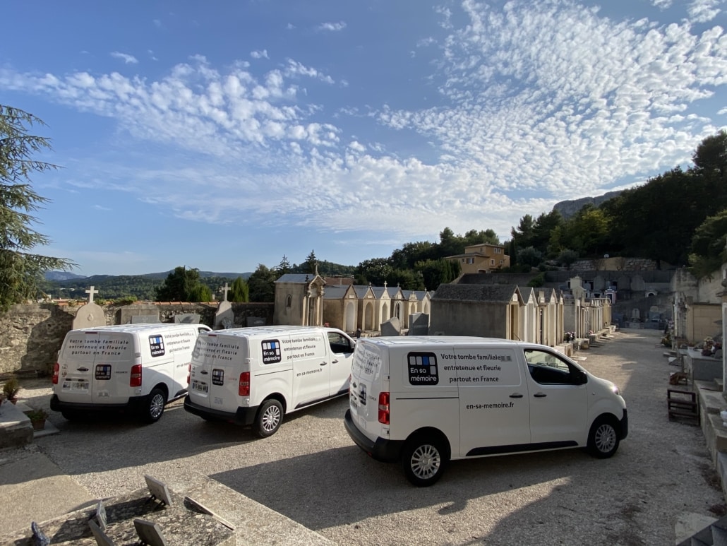 Entretien monument funéraire : En sa mémoire, entretien de tombe partout en France