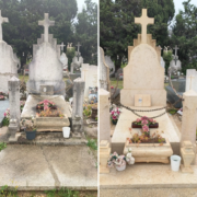 Deux tombes côte à côte dans un cimetière: avant/ancien et après entretien, avec croix, fleurs et petits ornements sur les dalles et le devant.