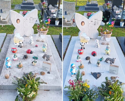 Tombe décorée pour les rameaux avec figurines colorées et petites statues, fleurs et plantes en pot, ambiance de recueillement. pourquoi fleurir les tombes aux rameaux intégrée naturellement.